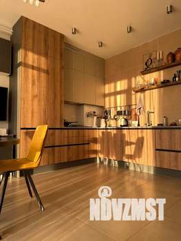 Дом 150м², 3-этажный, посуточно,