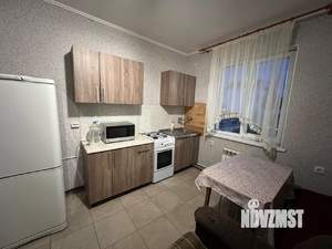 Дом 100м², 2-этажный, на длительный срок,