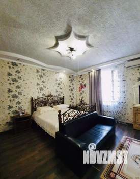 Дом 225м², 2-этажный, на длительный срок,