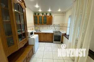 Дом 180м², 2-этажный, посуточно,