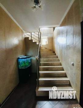 Дом 225м², 2-этажный, на длительный срок,