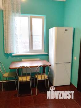 Дом 100м², 2-этажный, на длительный срок,