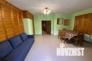 Дом 180м², 2-этажный, посуточно,