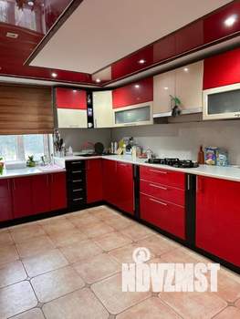 Дом 390м², 3-этажный, посуточно,