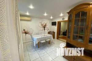 Дом 180м², 2-этажный, посуточно,