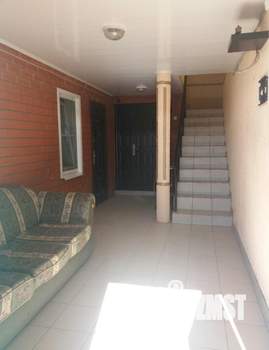 Дом 100м², 2-этажный, на длительный срок,