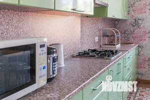 Дом 300м², 2-этажный, посуточно,