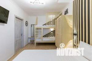 Дом 170м², 2-этажный, посуточно,