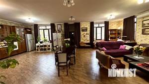 Дом 459м², 2-этажный, участок 8 сот.