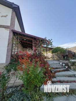 Дом 204м², 2-этажный, участок 8 сот.