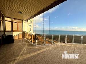 Дом 513м², 3-этажный, участок 6 сот.