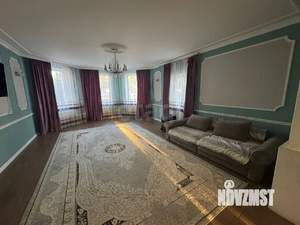 Дом 273м², 2-этажный, участок 10 сот.