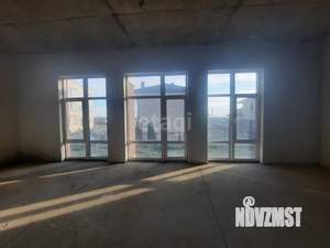 Таунхаус 228м², 3-этажный, участок 3 сот.