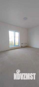 Дом 60м², 2-этажный, участок 5 сот.