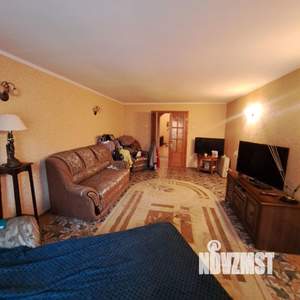 Дом 193м², 3-этажный, участок 5 сот.