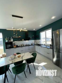 Дом 131м², 2-этажный, участок 4 сот.