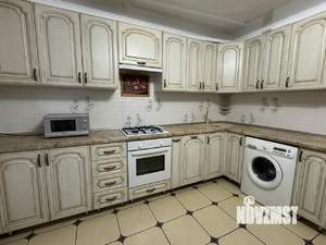 Дом 198м², 2-этажный, участок 11 сот.