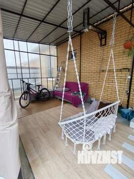 Дом 61м², 2-этажный, участок 5 сот.