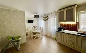 Дом 240м², 2-этажный, участок 7 сот.