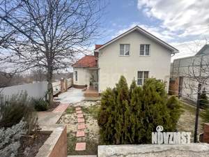 Дом 153м², 2-этажный, участок 5 сот.