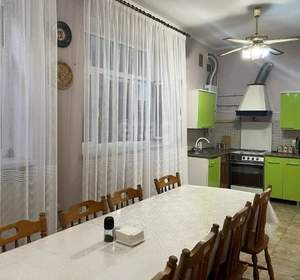 Дом 300м², 3-этажный, участок 5 сот.