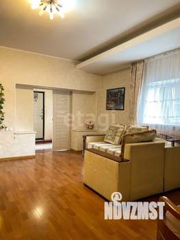 Дом 243м², 2-этажный, участок 3 сот.