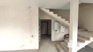 Дом 84м², 2-этажный, участок 4 сот.