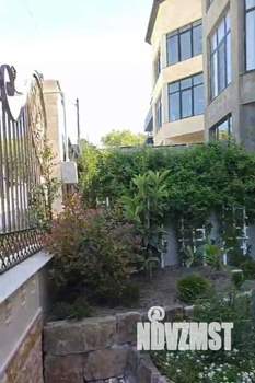 Дом 365м², 3-этажный, участок 2 сот.