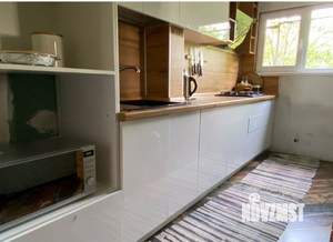 Дом 98м², 2-этажный, участок 8 сот.