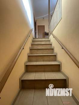 Дом 247м², 3-этажный, участок 3 сот.