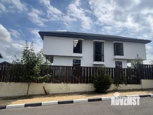 Дом 250м², 2-этажный, участок 6 сот.