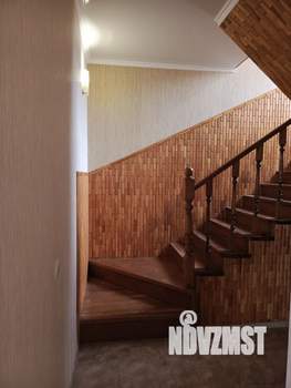 Дом 201м², 2-этажный, участок 10 сот.