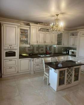 Дом 173м², 2-этажный, участок 4 сот.