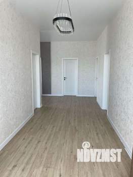 Дом 327м², 3-этажный, участок 5 сот.