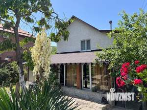 Дом 136м², 2-этажный, участок 4 сот.