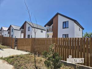 Дом 110м², 2-этажный, участок 5 сот.