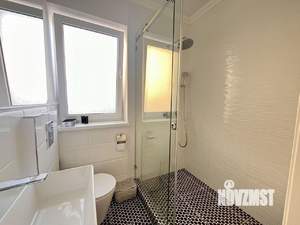 Коттедж 116м², 2-этажный, участок 3 сот.