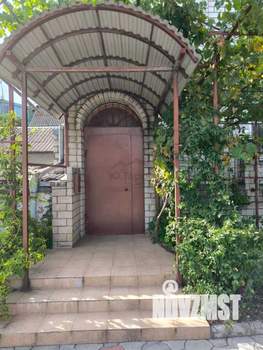 Дом 367м², 3-этажный, участок 1 сот.