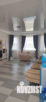 Дом 270м², 2-этажный, участок 11 сот.