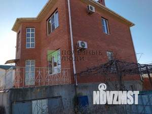 Дом 323м², 2-этажный, участок 10 сот.