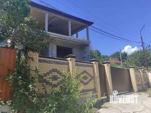 Дом 300м², 2-этажный, участок 5 сот.