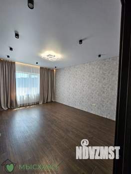 Дом 200м², 2-этажный, участок 7 сот.