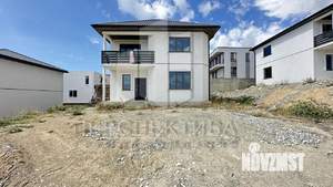 Дом 158м², 2-этажный, участок 4 сот.