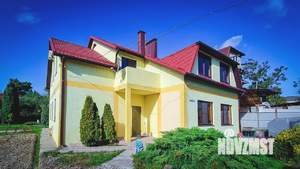 Дом 335м², 2-этажный, участок 8 сот.