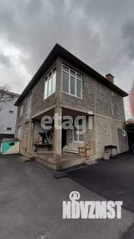 Дом 200м², 2-этажный, участок 4 сот.