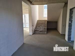 Дом 194м², 2-этажный, участок 4 сот.