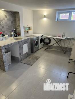 Дом 281м², 2-этажный, участок 8 сот.