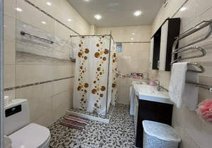 Дом 213м², 2-этажный, участок 4 сот.