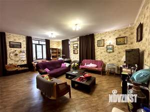 Дом 459м², 2-этажный, участок 8 сот.