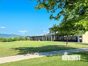 Дом 272м², 2-этажный, участок 10 сот.